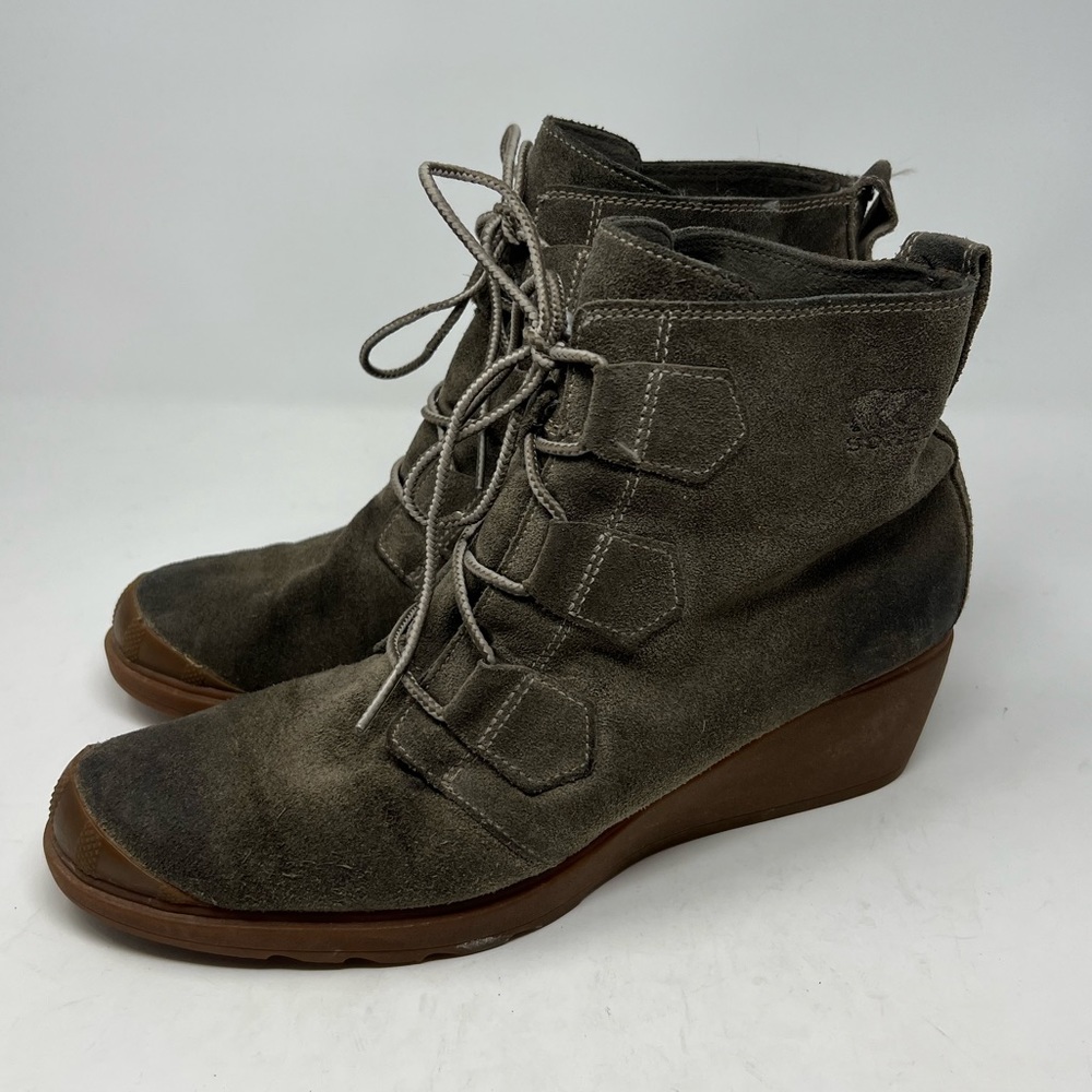 Sorel Toronto suede wedge booties